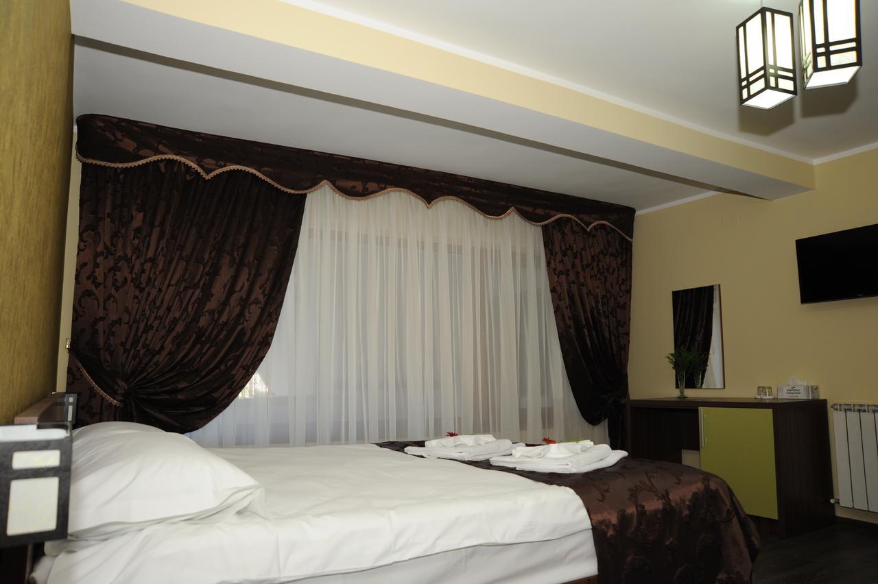 Bed and Breakfast Castelul De Smarald Pangaracior Exterior foto